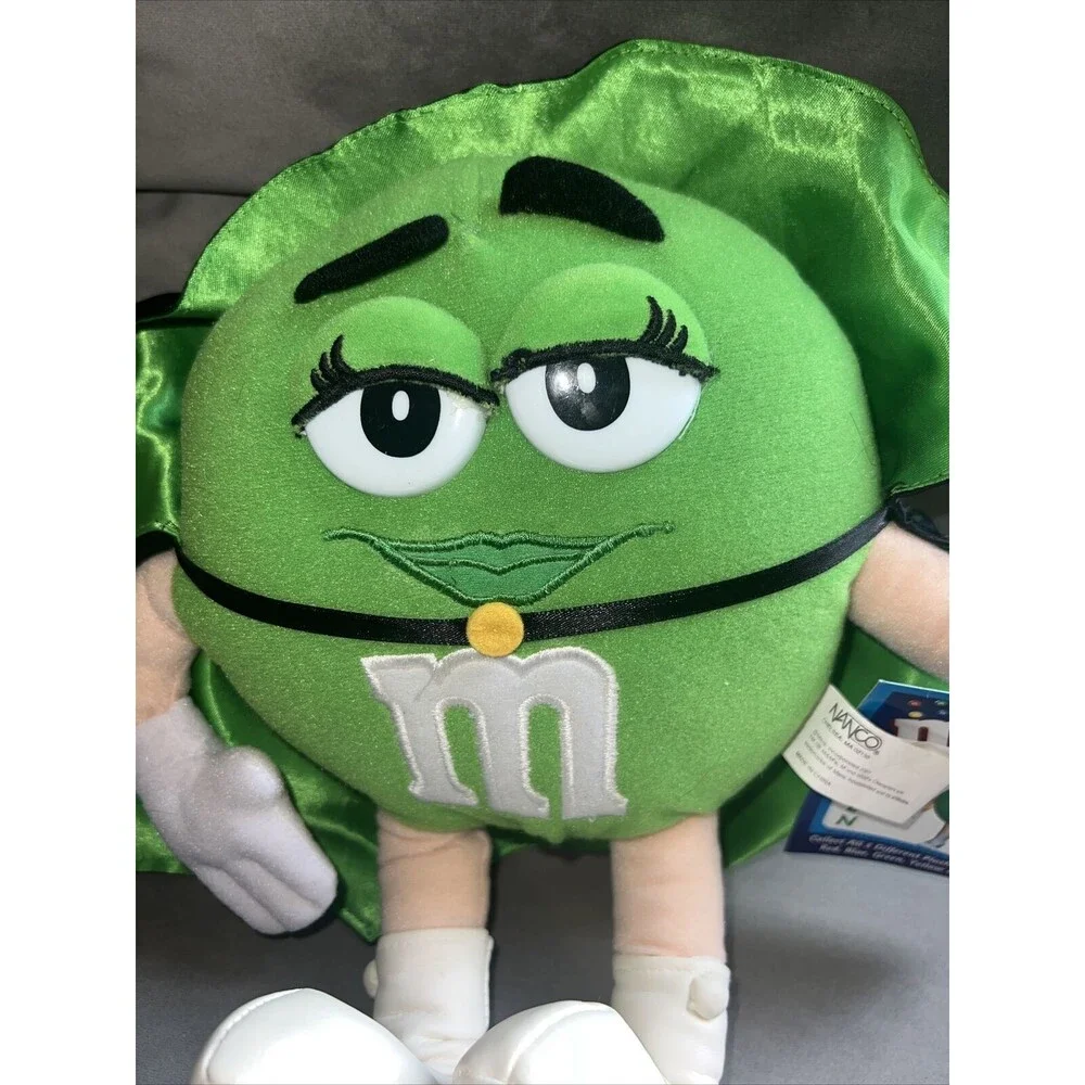 NWT 10” Nanco Green M&M’s Candy Super Hero Plush SATIN CAPE 2001